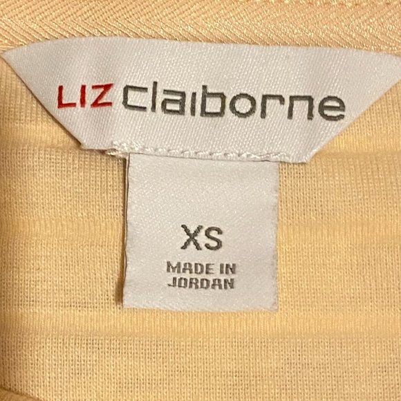 Liz Claiborne Pull Over Blouse - Picture 8 of 9